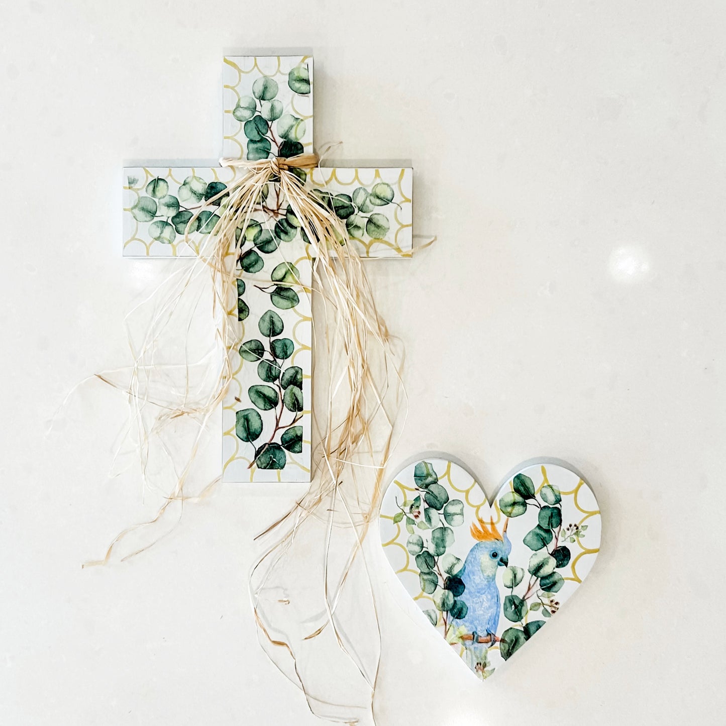 For lovers of neutrals, desert tones, modern Australian vibe decor beautiful details wall decoration. For lovers of cockatoos. Gift for someone who loves the cockatoo.
Decor for your holiday home, country house, dream home, Airbnb property, bush retreat, beach house, vacation property. Home in the bush. For lovers of Australian culture. Aussie decor.