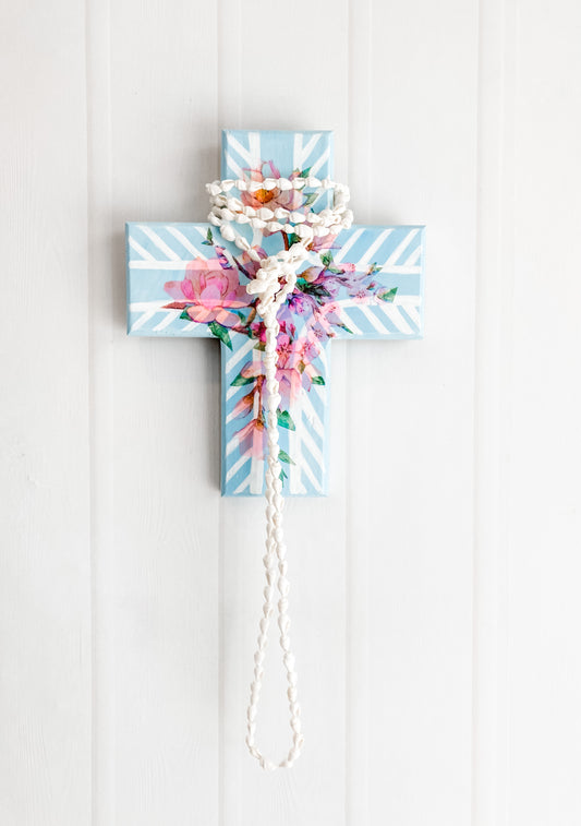 Aasha Wall Cross - Small