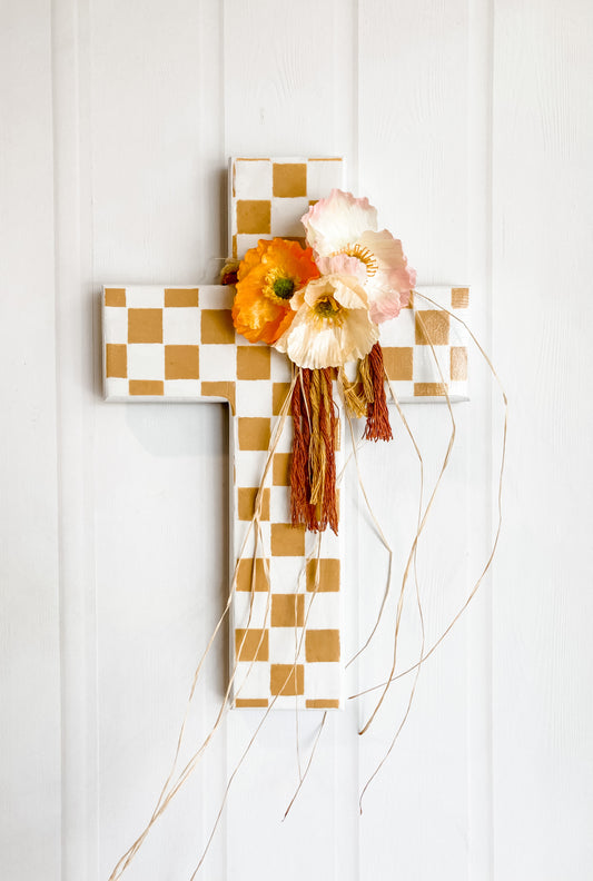 Brown and white checkered wall art. Poppies wall art. Checkered Home decor. Checkered wall art. Poppy home decor. Poppies home decoration. For lovers of neutrals. Decor for baby's room. Decor for little girl's room. For lovers of check. For lovers of gingham. Gift Ideas - Birthday, Easter, Christmas, Housewarming, First Holy Communion, Baptism, New Baby, Baby Shower, Christening, Confirmation, Graduation, Wedding, Anniversary, Mother's Day.