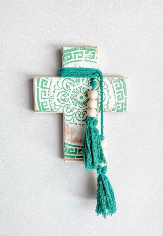 Green and white wall cross. Greek wall cross. Mandala wall art. Carved look wooden wall cross. Embossed details Wall Art. Gift for Greek family. The Greek meander, also known as the Greek key pattern, symbolizes eternity, unity, and the flow of life. It was a vital symbol in ancient Greek culture. Gift for Yia-yia. Saint Patrick's Day gift. Orthodox easter gift. Gift for Birthday, Easter, Christmas, First Holy Communion, Baptism, New Baby, Baby Shower, Christening, Confirmation, Graduation, Wedding